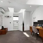 Bellevue 16