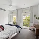 Bellevue 16